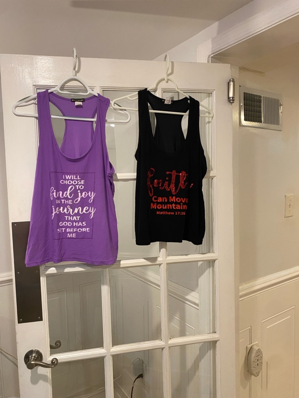 Bundle of 2 Make it Rain Tank Top size Medium good condition